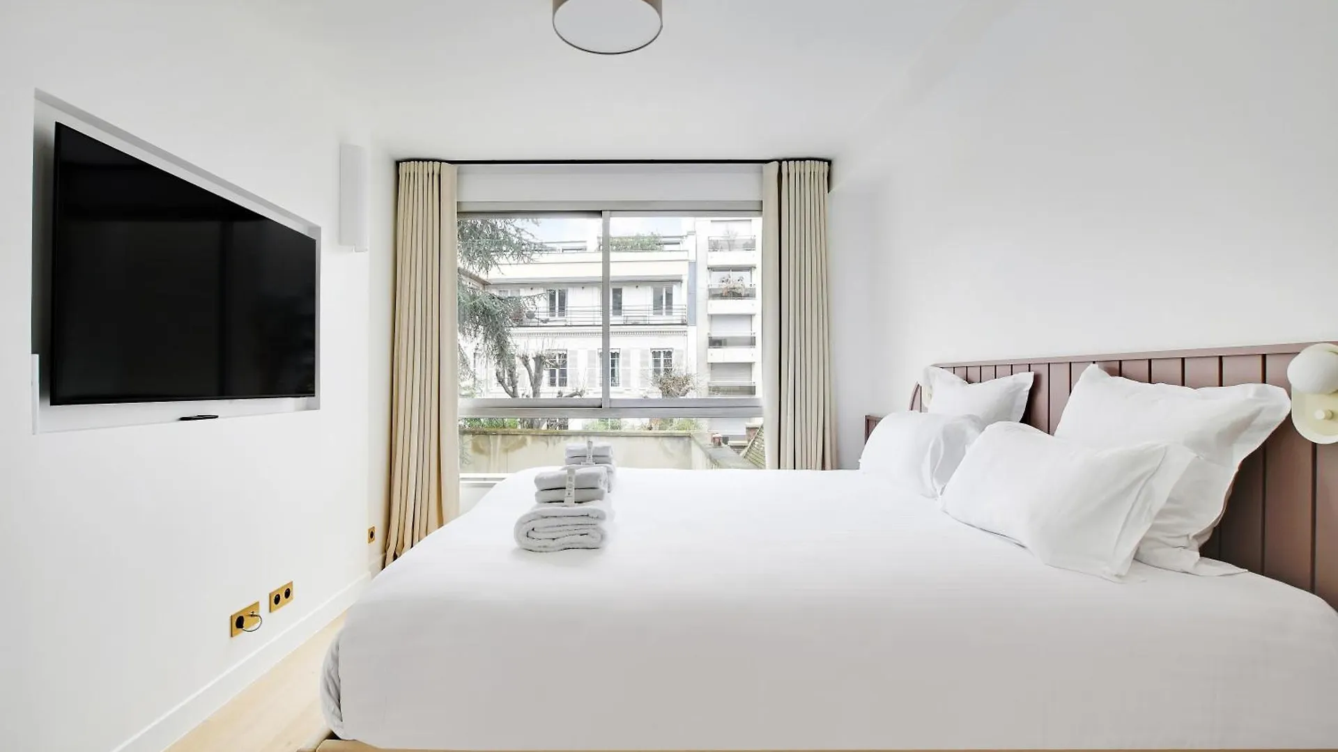 Pick A Flat'S Apartments In Tour Eiffel - Rue De L'Amiral Hamelin Paris