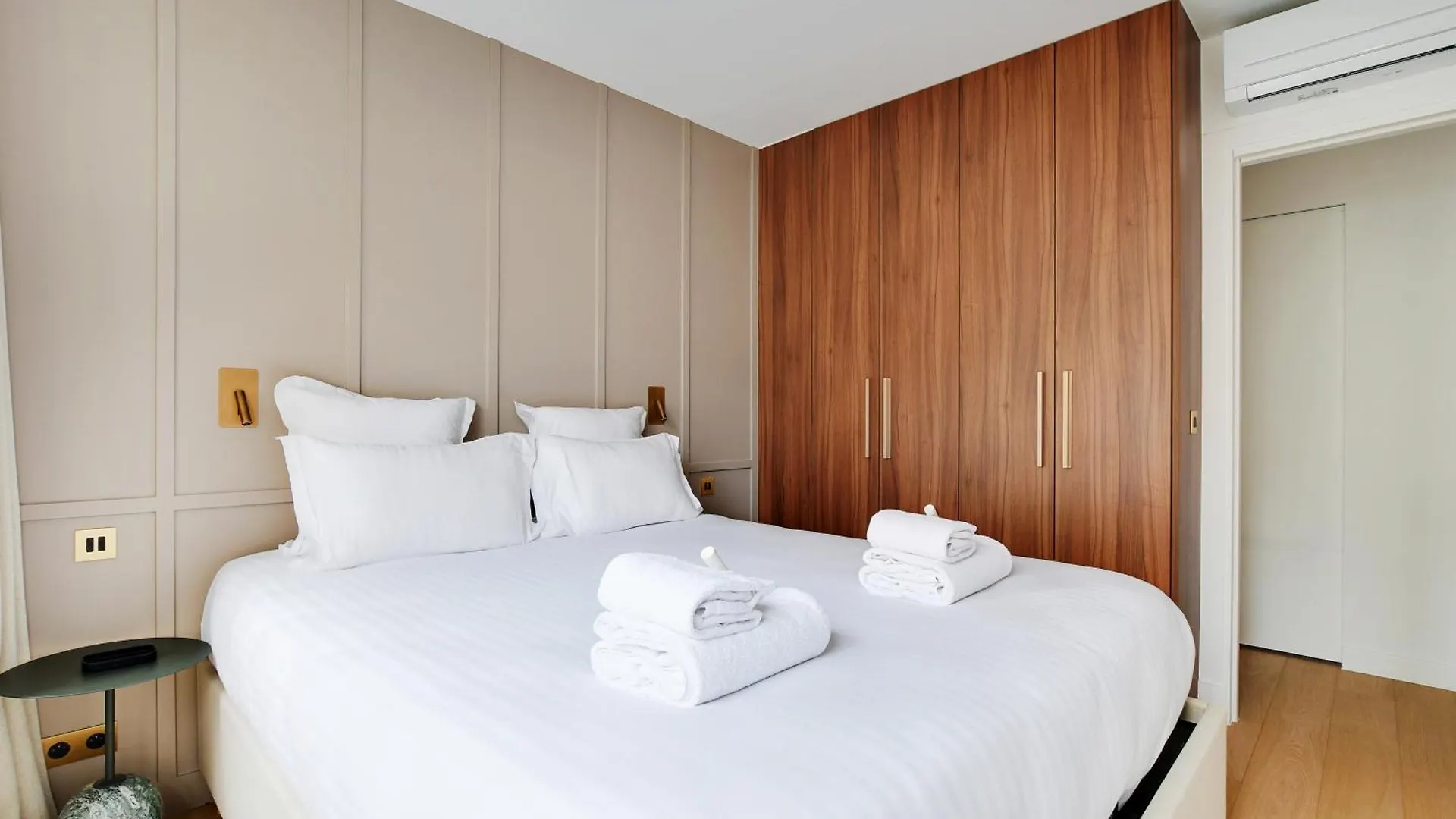 Pick A Flat'S Apartments In Tour Eiffel - Rue De L'Amiral Hamelin Paris