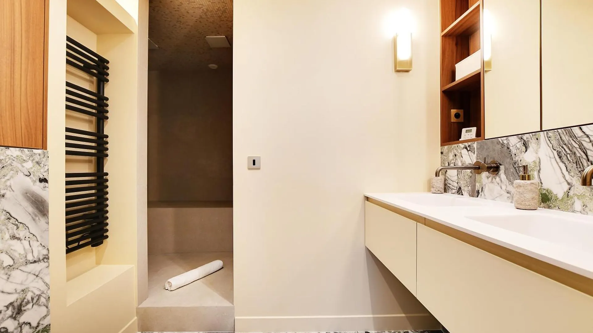 Pick A Flat'S Apartments In Tour Eiffel - Rue De L'Amiral Hamelin Paris