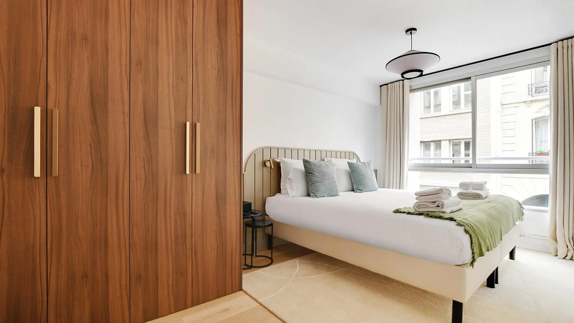 Pick A Flat'S Apartments In Tour Eiffel - Rue De L'Amiral Hamelin Paris France