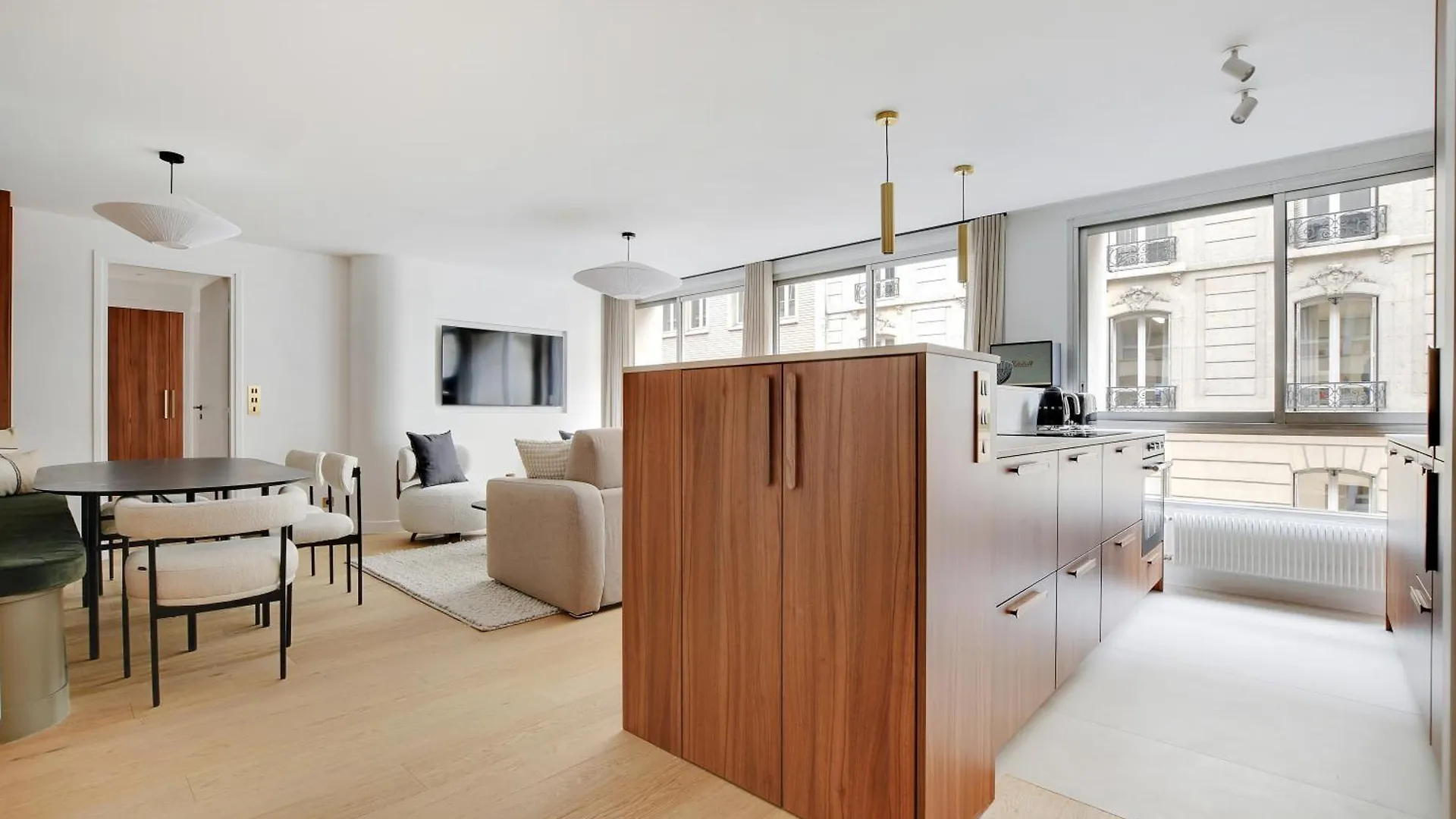 Pick A Flat'S Apartments In Tour Eiffel - Rue De L'Amiral Hamelin Paris France