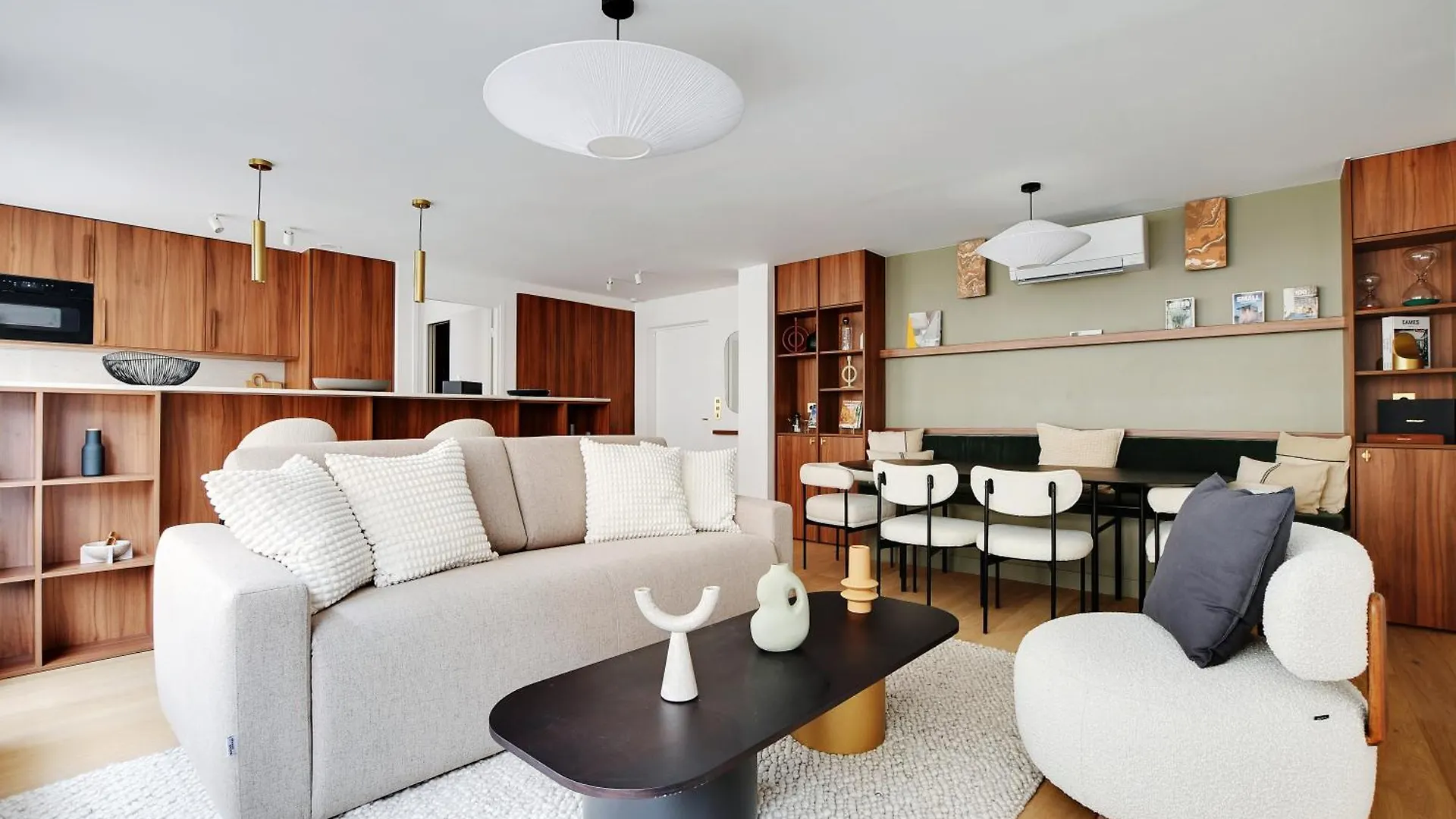 Pick A Flat'S Apartments In Tour Eiffel - Rue De L'Amiral Hamelin Paris